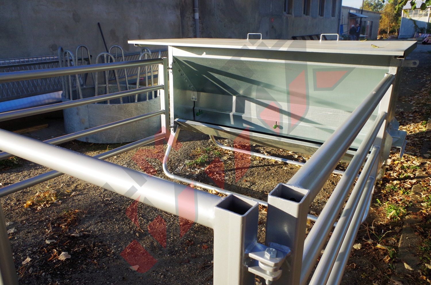 Feed tray - 2,00 m / 0,35 m hranilka teleta HKF Eko 41